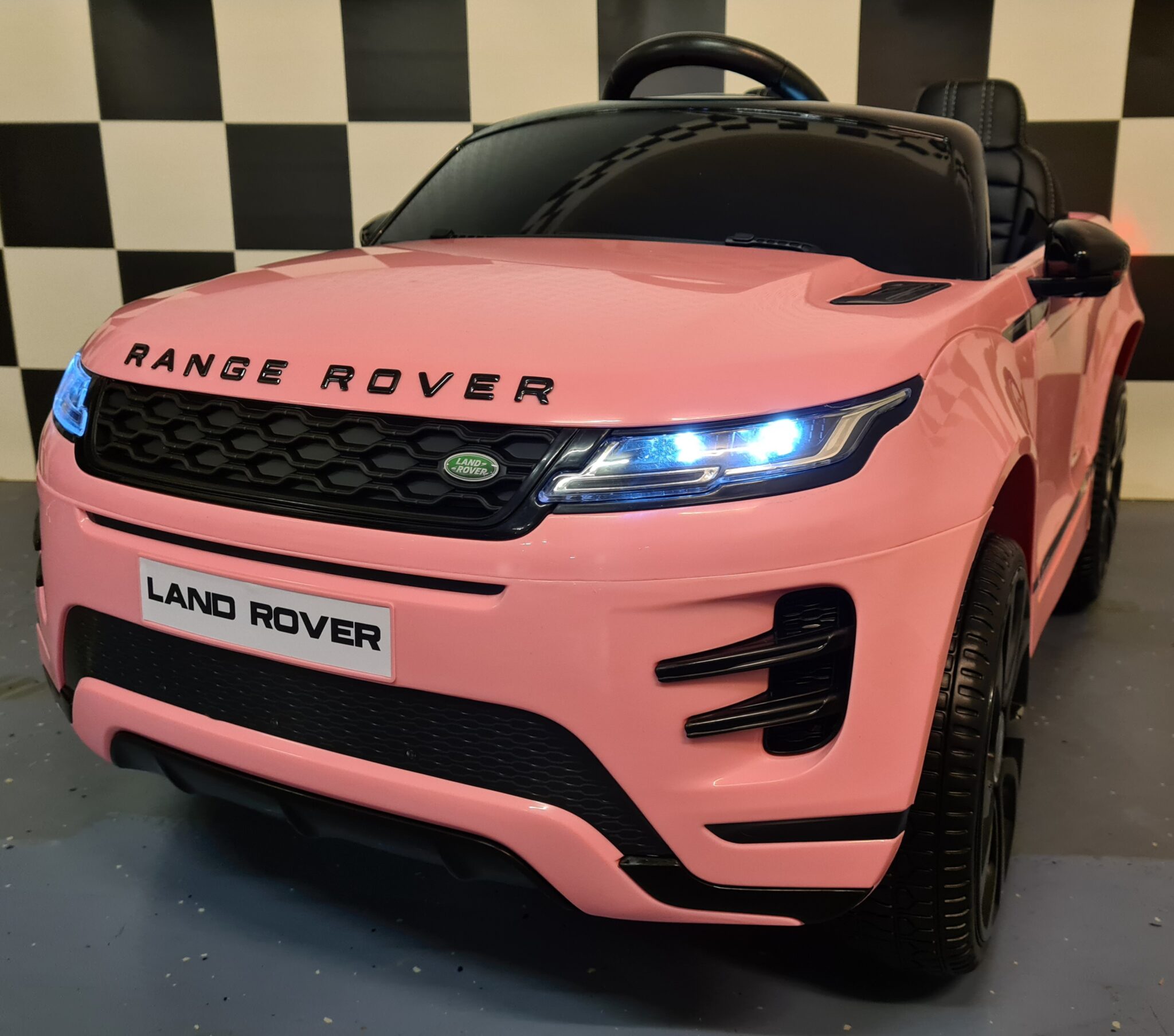 Children’s car Range Rover Evoque pink 4×4 12Volts