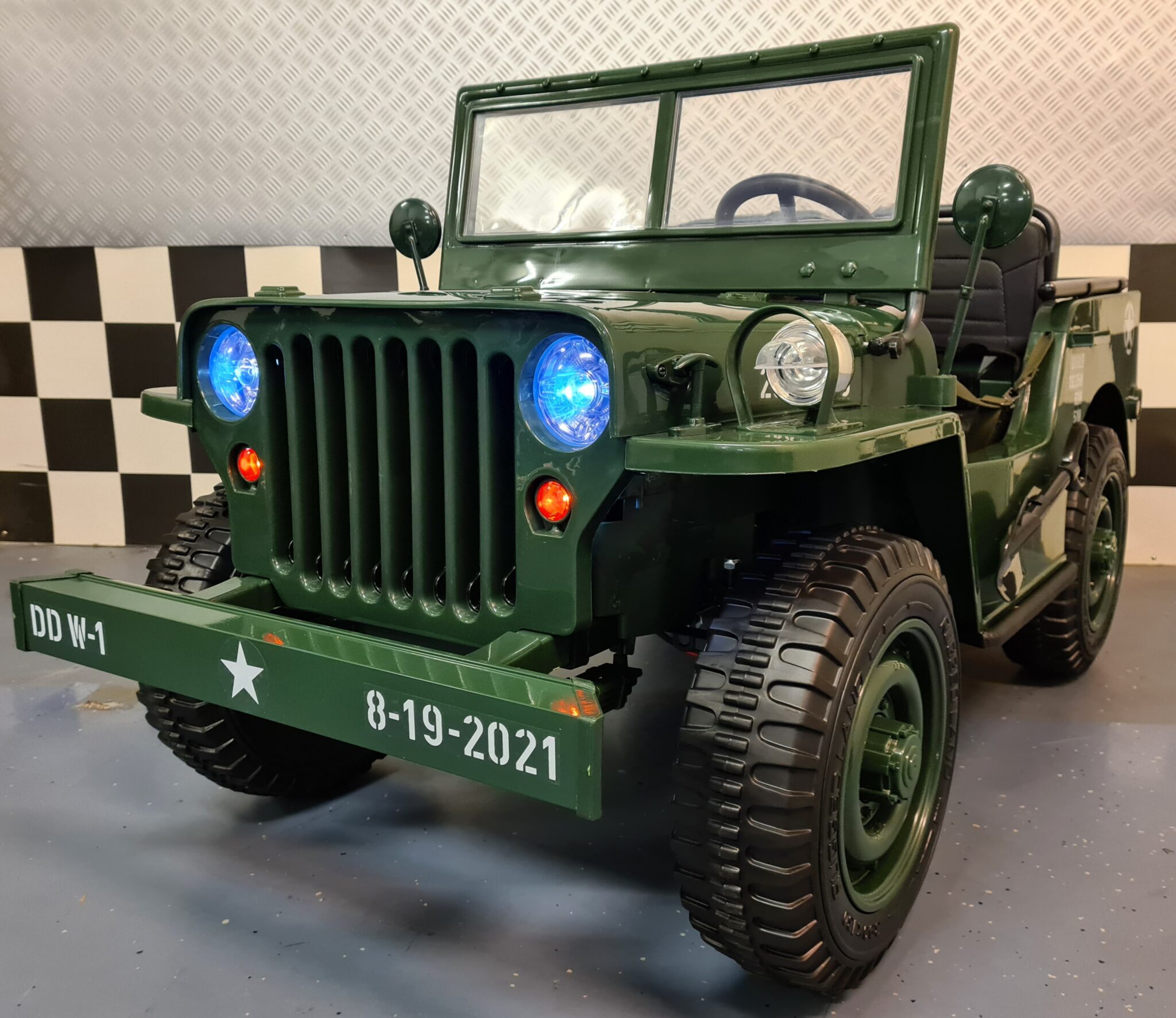 Electric children’s jeep Willy’s 24 volts with remote control