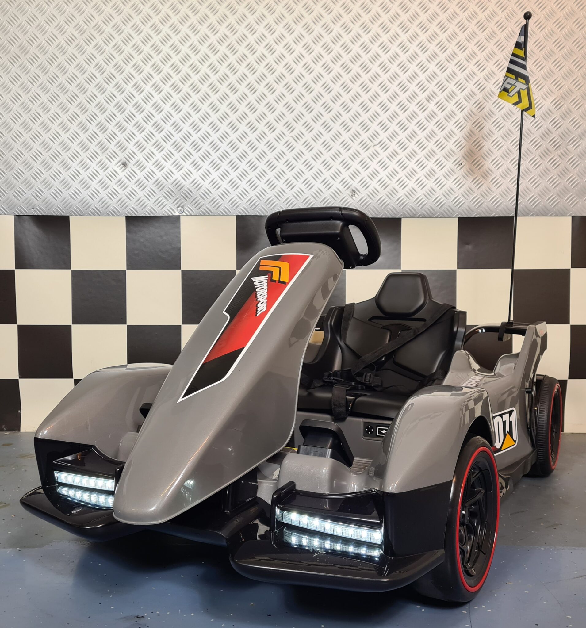 Electric children’s kart F1 24 volts with rc