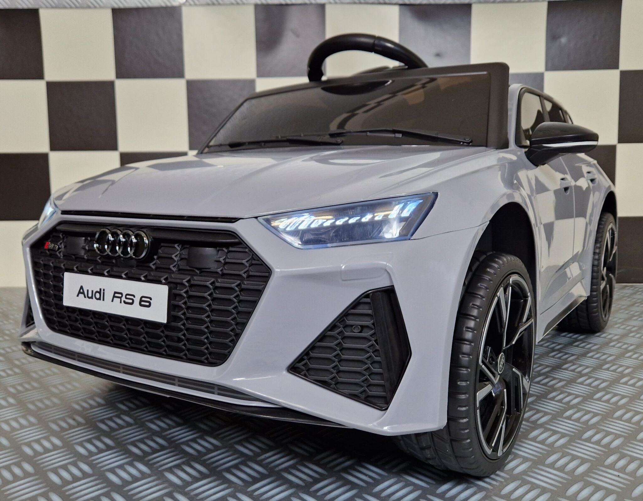 Electric children’s car Audi RS 6 nardo grey