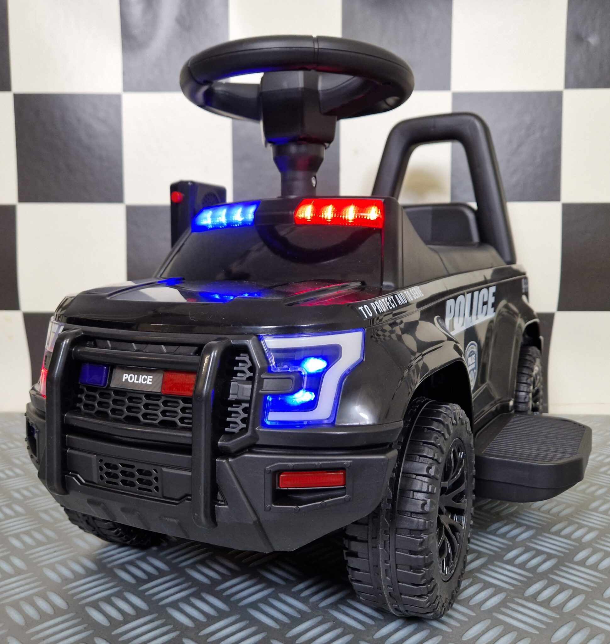 Electric mini police 6 volts